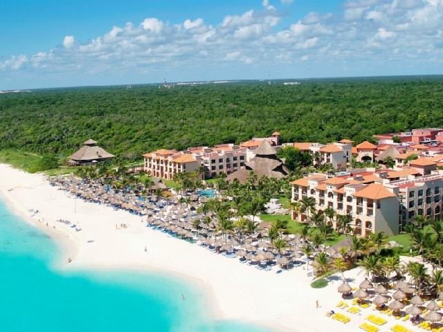 SANDOS PLAYACAR BEACH AND RESORTS